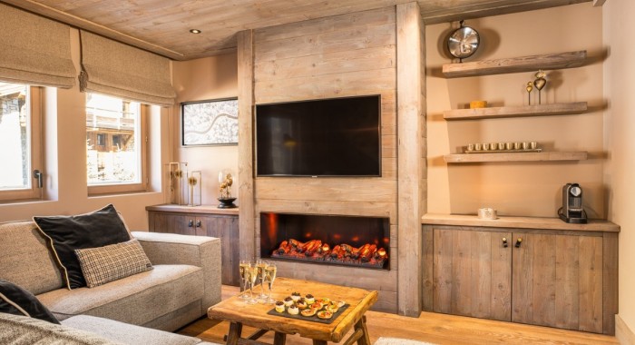 No.2 Aspen House, Val D'Isere ski chalet, image 2